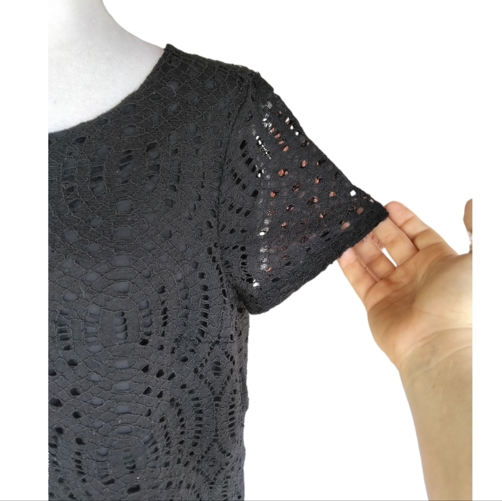 J. Crew Black All Over Eyelet Detail Blouse Top Keyhole In Back Size 8 - Picture 3 of 7